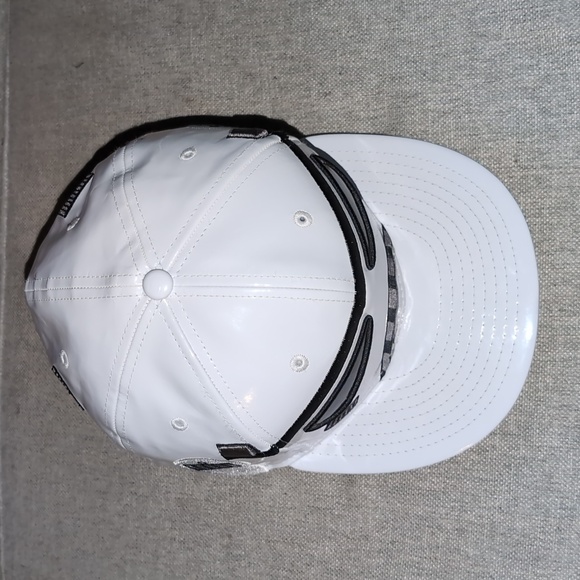 STAR WARS STORMTROOPER Fitted New Era - 7 1/2 White - Picture 4 of 7